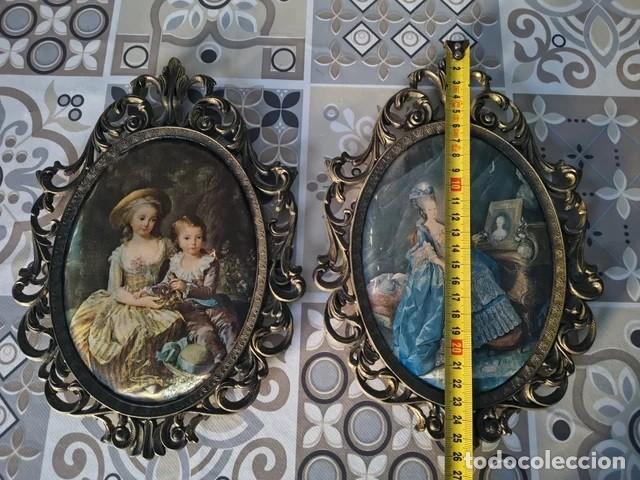 Antiques: Pareja de Cuadros Ovalados Vintage &ndash; Marqueter&iacute;a / Marcos Calados Estilo Bronce &ndash; Escenas Galantes R