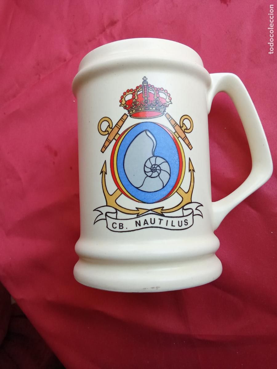 Antig&uuml;edades: Jarra buque C.B. Nautilus, militar armada. Estanteria Correos