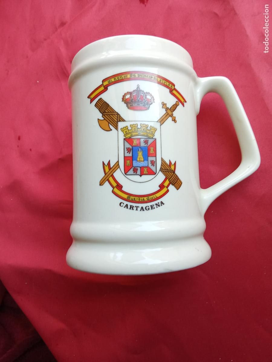 Antiquit&auml;ten: Jarra guardia civil de Cartagena, militar armada. Estanteria correos