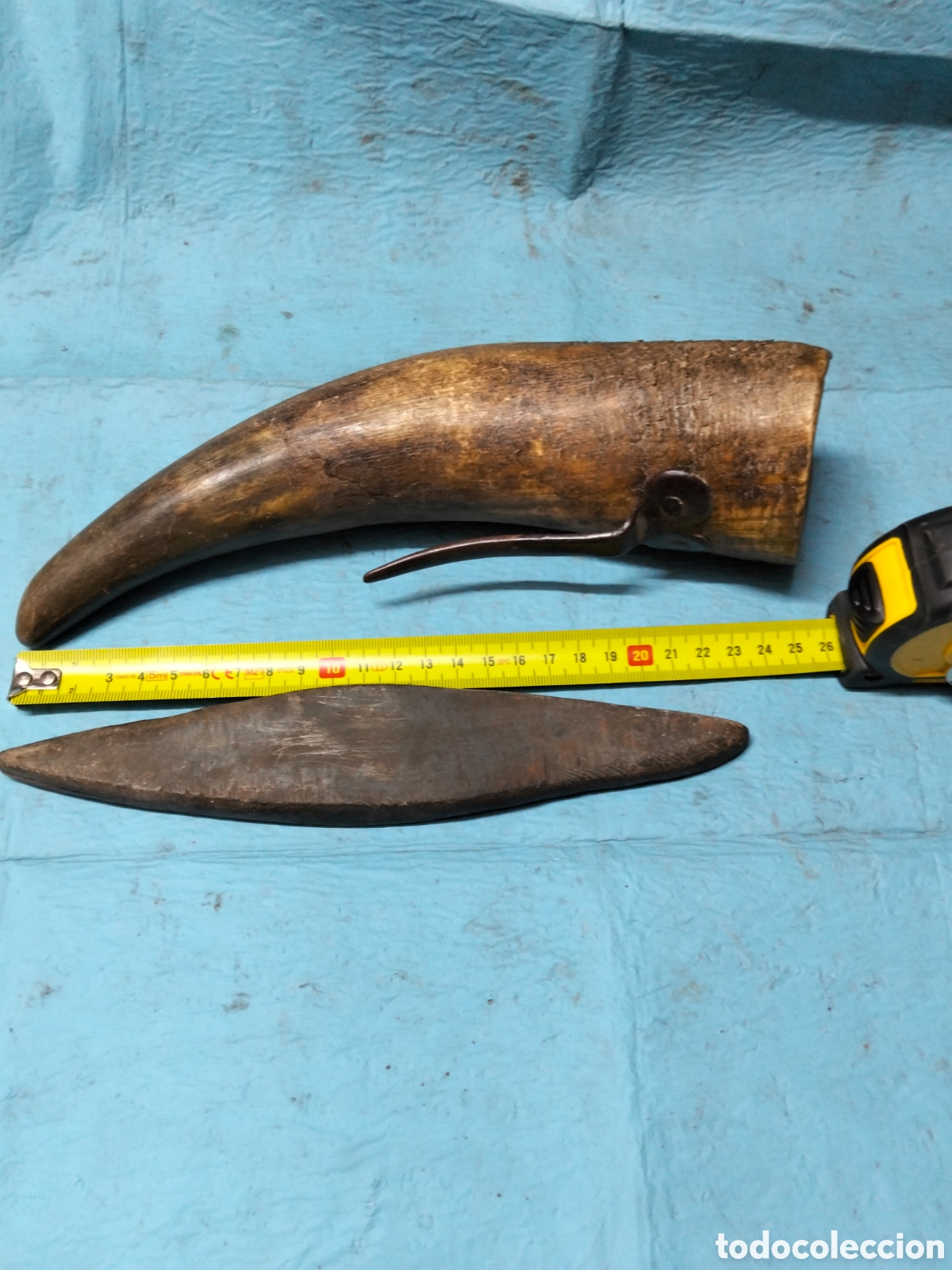 Antiguidades: ANTIGUA COLODRA Y PIEDRA AFILAR