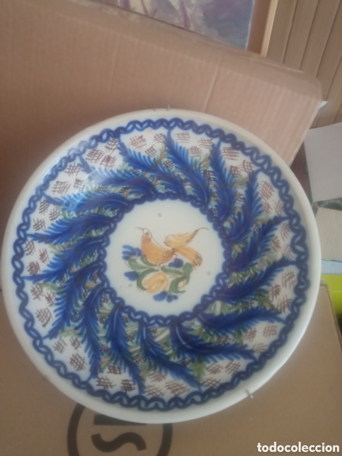 Antiguidades: Antiguo plato de cer&aacute;mica de Talavera o Manises de 29,8 cm de di&aacute;metro