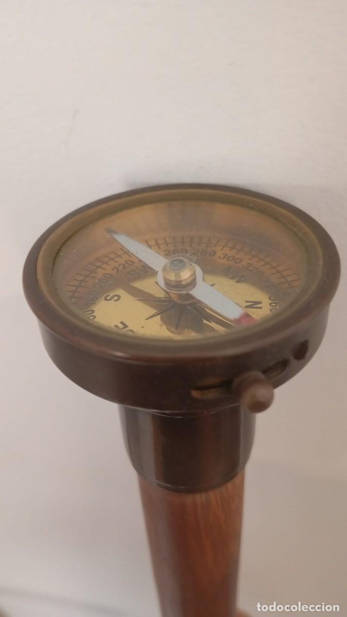 Antig&uuml;edades: Baston decorativo 3 secciones con br&uacute;jula
