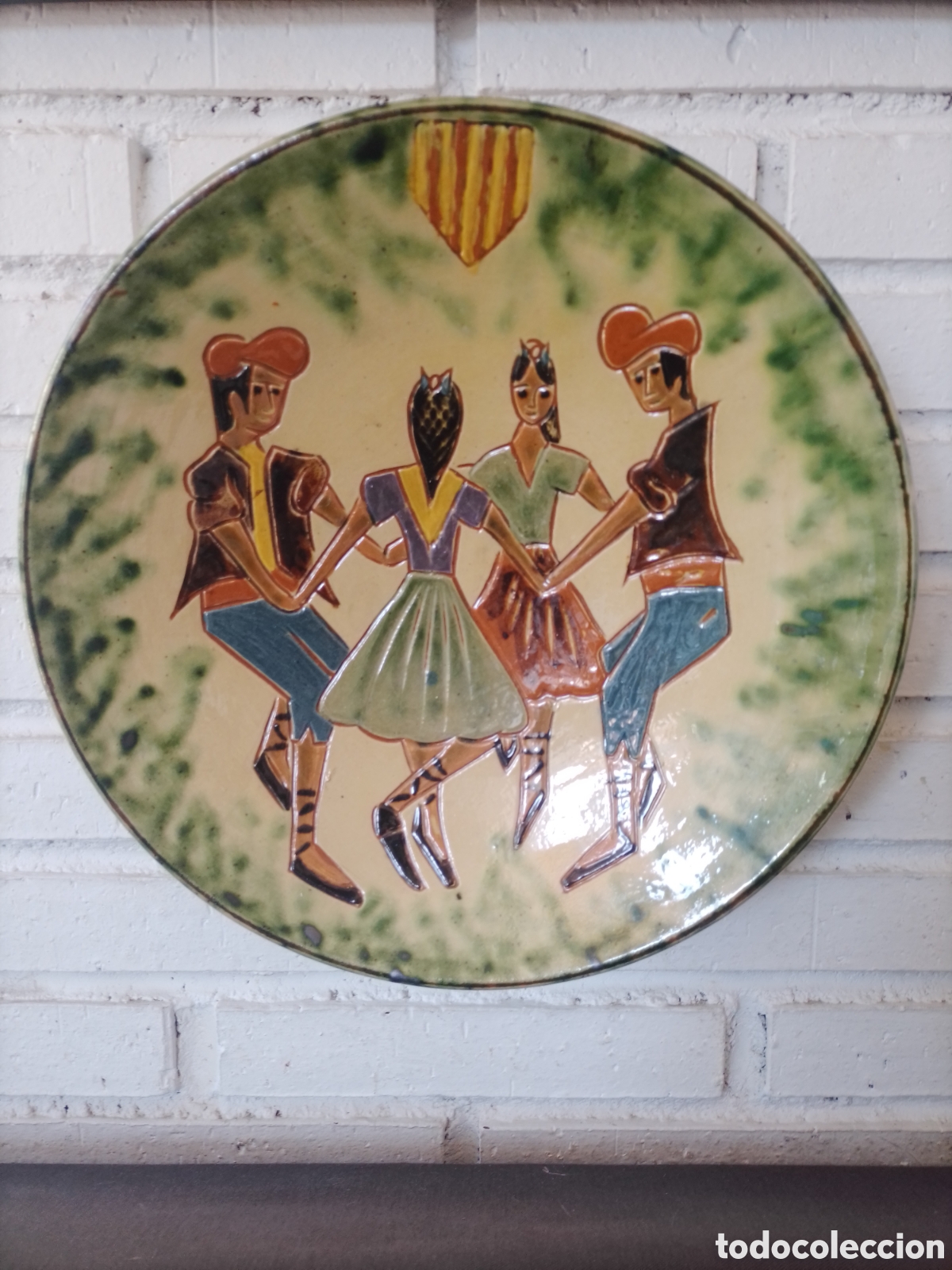 Antig&uuml;edades: Plato cer&aacute;mica 34cm firmado LA Bisbal.