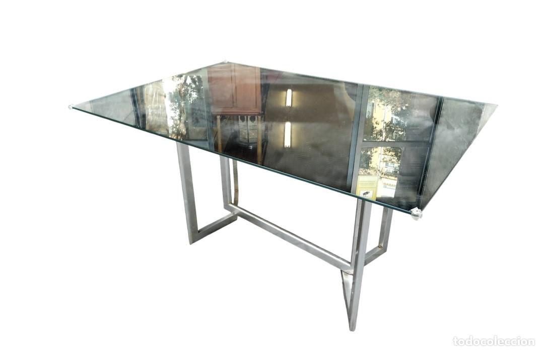 Oggetti Antichi: MESA DE COMEDOR MODERNA. ESTILO LEGEARD / BOYER. METAL CROMADO Y CRISTAL. FRANCIA?. 1970s.