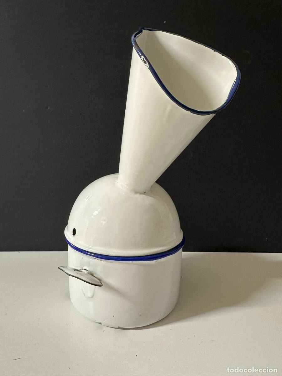 Antig&uuml;edades: Inhalador de vapor antiguo esmaltado 27 cm