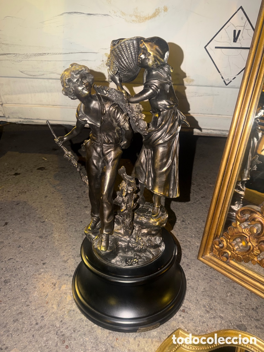 Antig&uuml;edades: Figura pareja de bronce - Foto 3