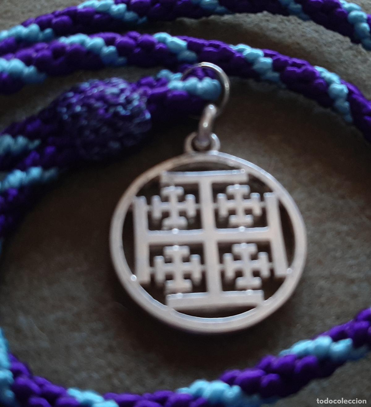 Antig&uuml;edades: SEMANA SANTA SEVILLA - MEDALLA DE PLATA CON CORDON DE LA HERMANDAD DEL SILENCIO.