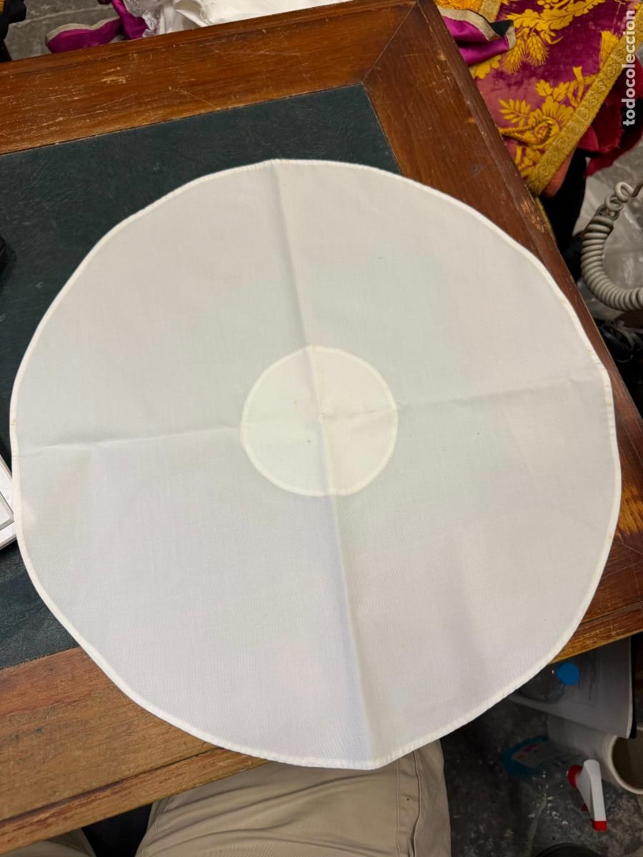 Oggetti Antichi: PA&Ntilde;O CUBRE CALIZ - MEDIDA 47 CM - RELIGIOSO
