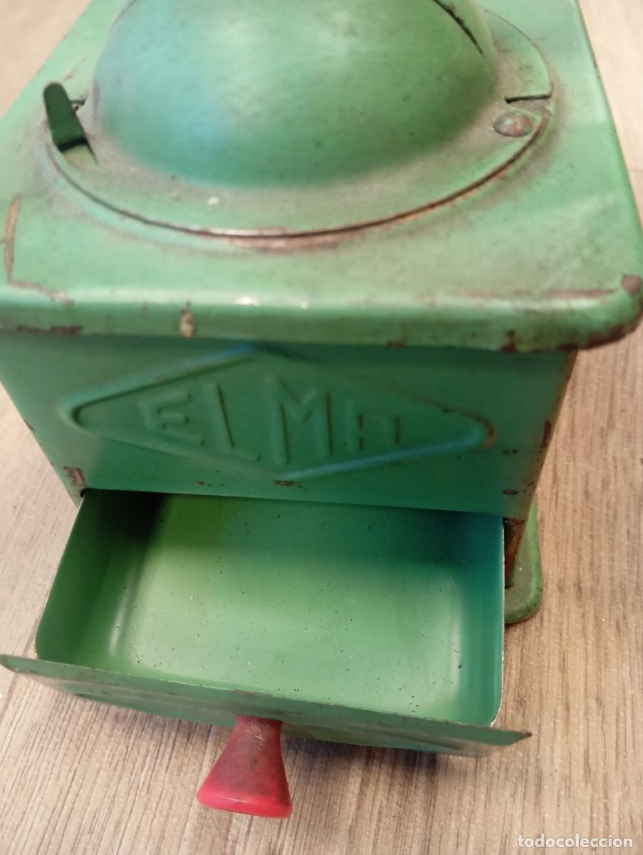 Antig&uuml;edades: Molinillo de caf&eacute; manual de la marca ELMA - Foto 3
