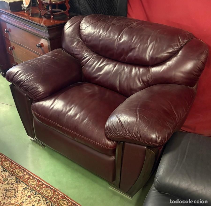 Antig&uuml;edades: Sill&oacute;n Marr&oacute;n de Piel y Madera - Foto 5