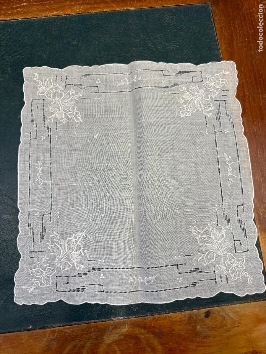 Oggetti Antichi: PA&Ntilde;O BORDADO PARA LA LITURGIA - MEDIDA 30 CM - RELIGIOSO