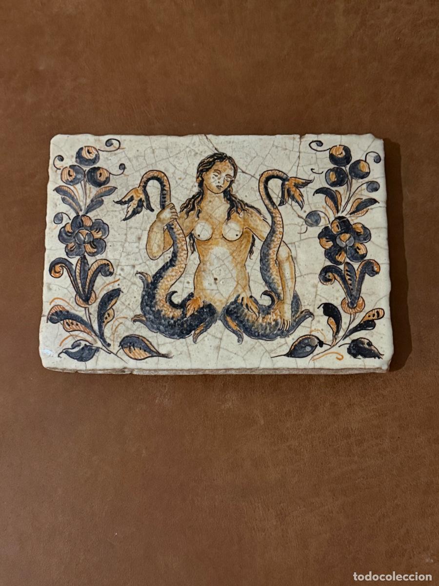 Antig&uuml;edades: IMPORTANTE PANEL O AZULEJO CER&Aacute;MICA DE TALAVERA SERIE TRICOLOR SIGLO XVII SIRENA MELUSINA
