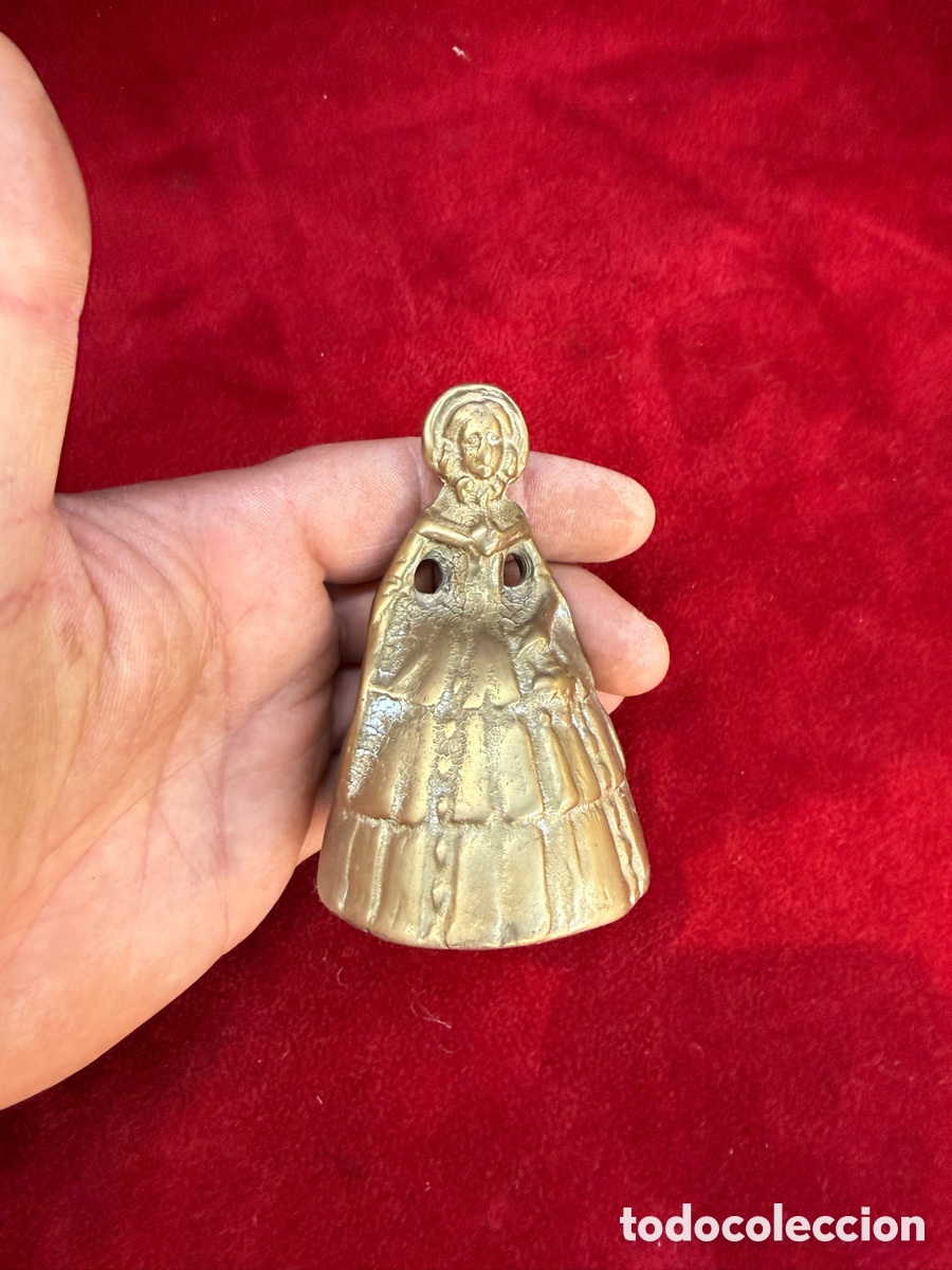 Oggetti Antichi: Peque&ntilde;a campanita antigua de bronce!Dama de epoca!