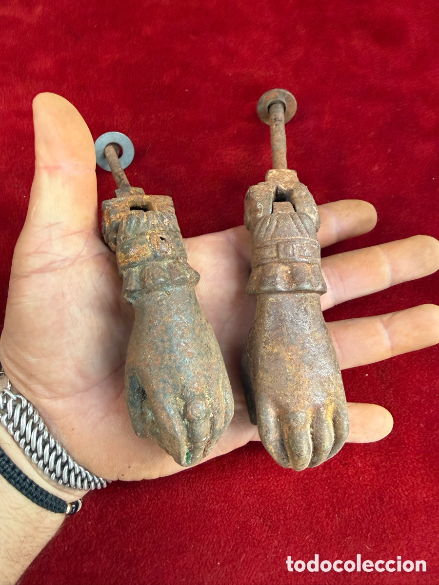 Antig&uuml;edades: Lote de dos antiguos picaportes,manos!