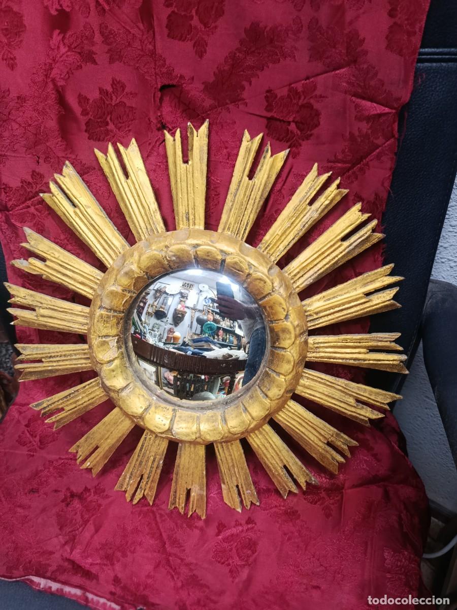 Antig&uuml;edades: Espejo sol de madera antiguo