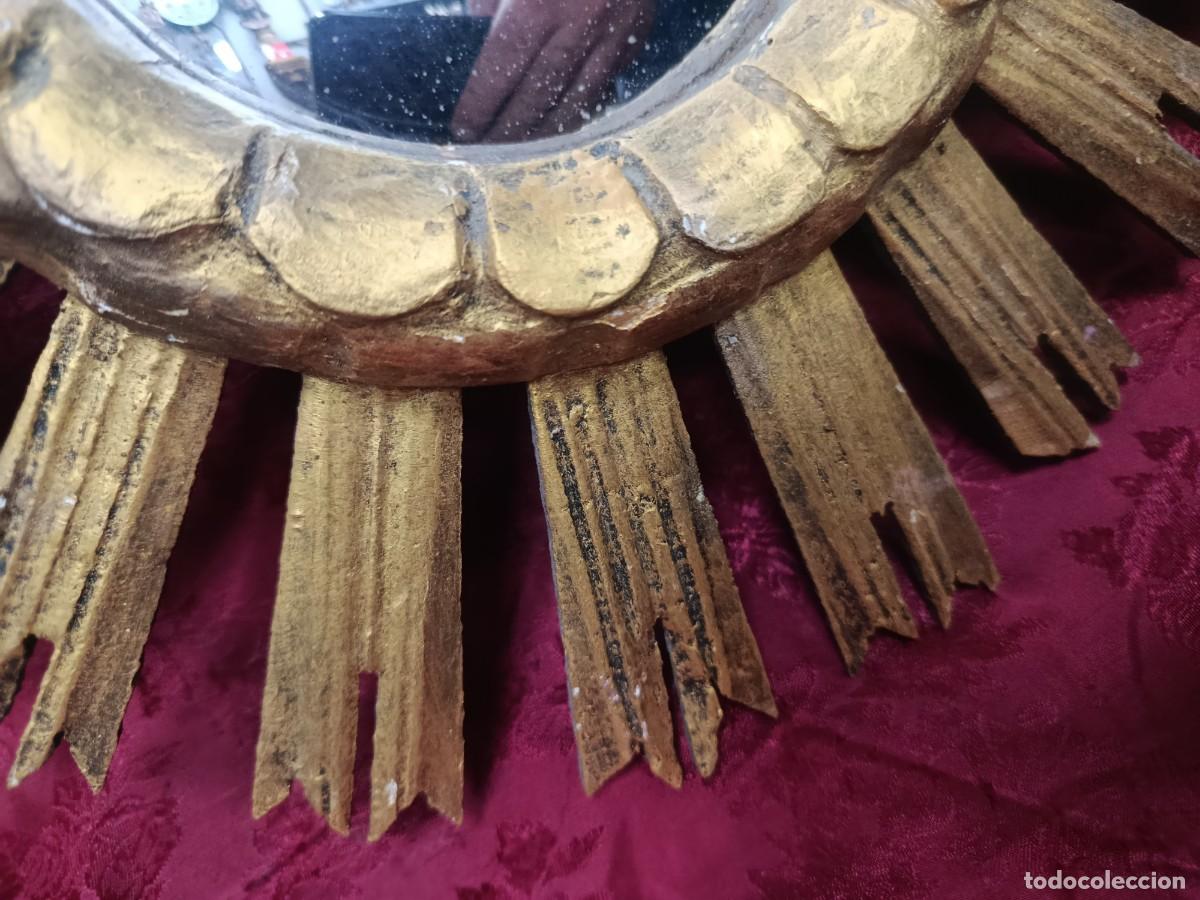 Antig&uuml;edades: Espejo sol de madera antiguo - Foto 5