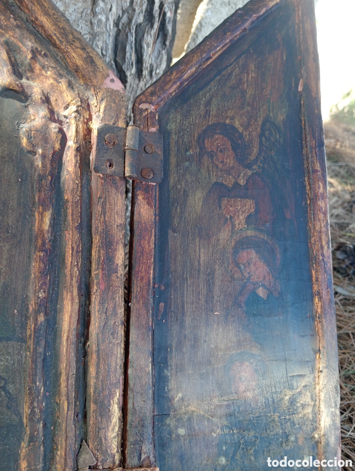 Antiguidades: antiguo retablo tr&iacute;ptico port&aacute;til de madera siglo xv xvi
