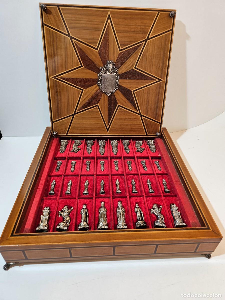 Antig&uuml;edades: AJEDREZ EN PLATA 925 DE PEDRO DURAN, (1,5KGR DE PLATA), CON CAJA MARQUETERIA, (47X47X8,5)