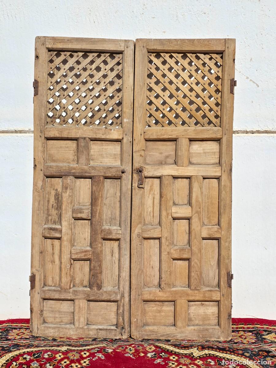 Antiguidades: Alacena antigua de doble hoja