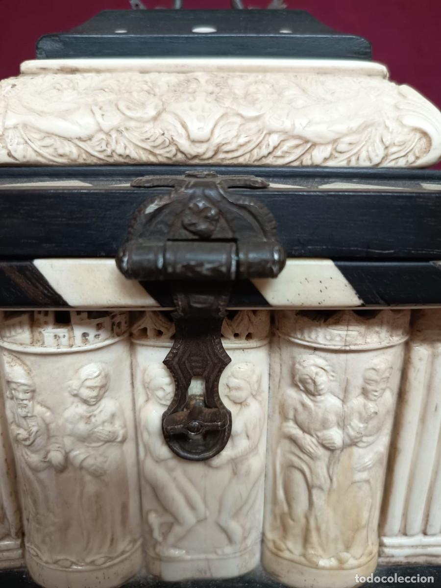 Antig&uuml;edades: ARQUETA RENACENTISTA - Foto 11