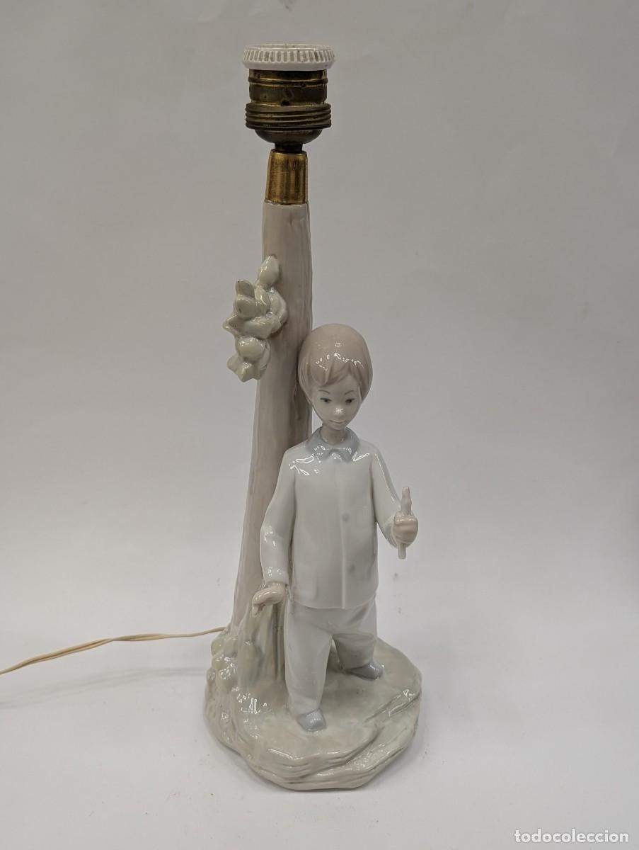 Antig&uuml;edades: PIE DE LAMPARA ESTILO LLADRO