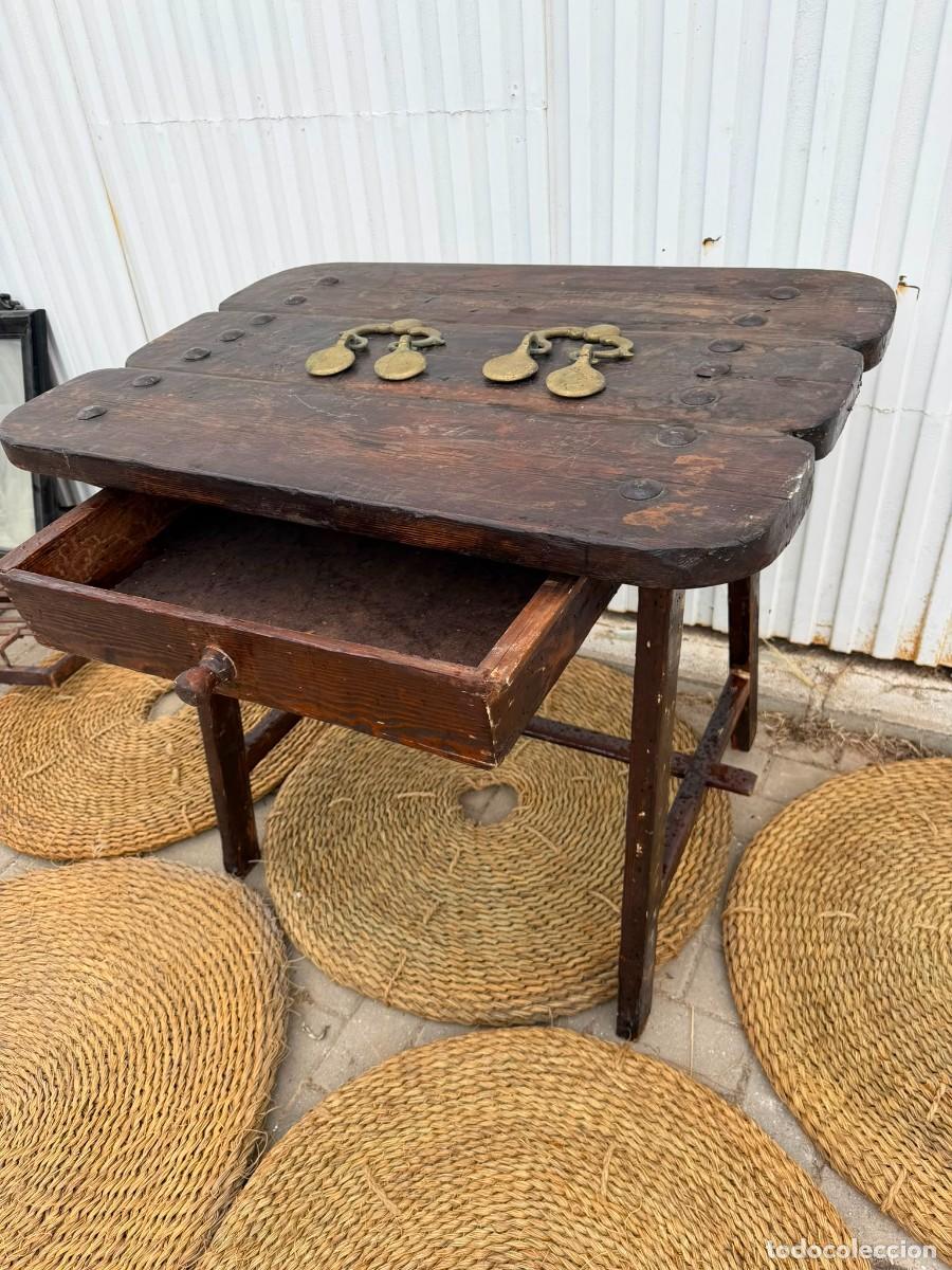 Antig&uuml;edades: Antigua mesa r&uacute;stica con caj&oacute;n. - Foto 4