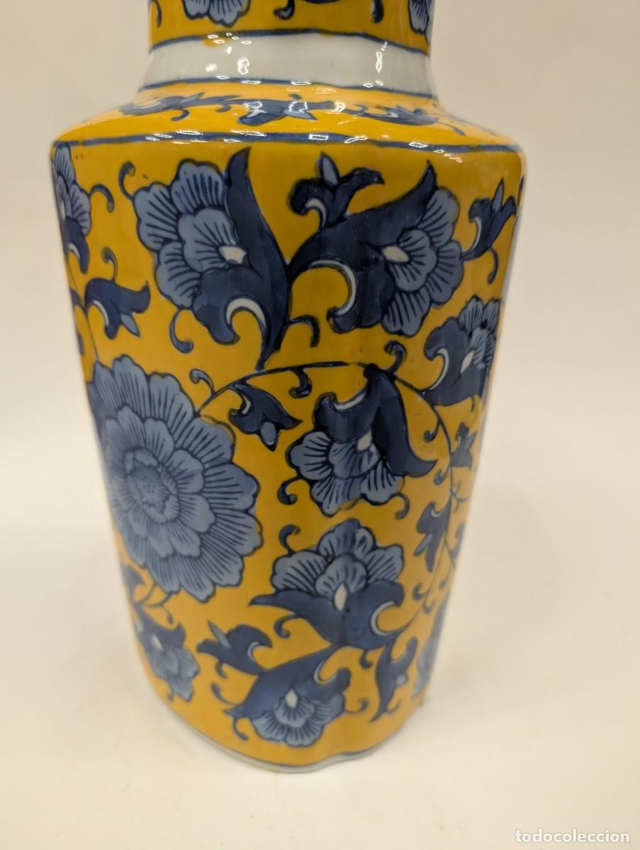 Antig&uuml;edades: JARRON AMARILLO CON FLORES AZULES - Foto 6