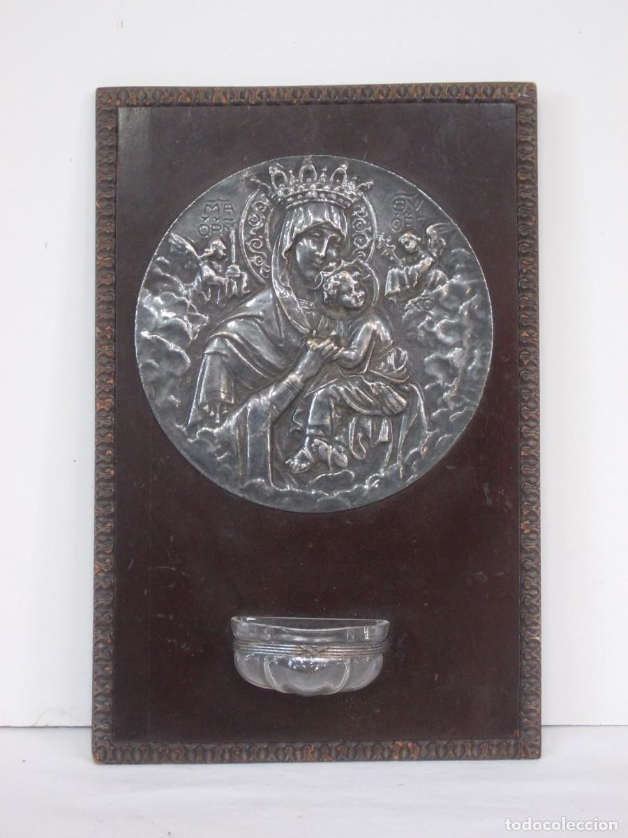 Oggetti Antichi: ANTIGUA BENDITERA CON LA VIRGEN Y EL NI&Ntilde;O PLATA