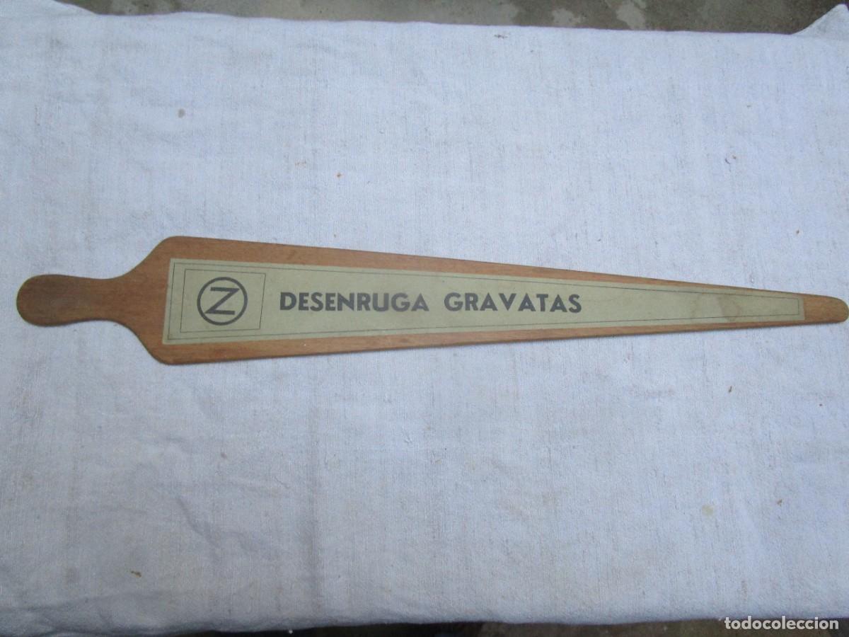 Antiques: Corbatas - espadela, paleta para su planchado - madera 56cm Portugal banda papel DESENRRUGA GRAVATAS