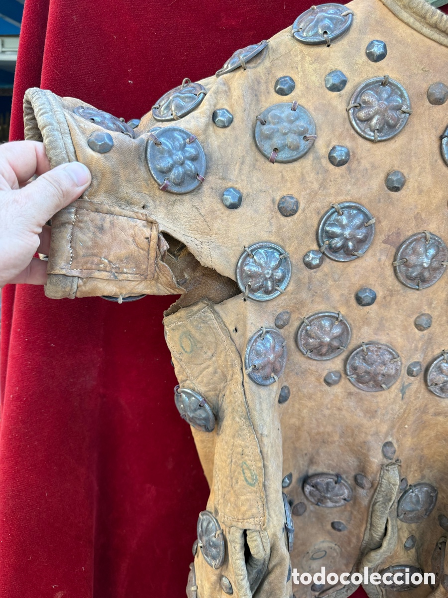 Antig&uuml;edades: Antiguo conjunto,vestimenta de guererro Romano! - Foto 9