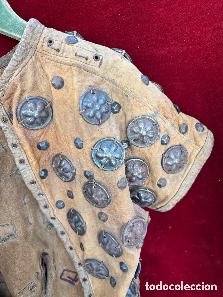 Antig&uuml;edades: Antiguo conjunto,vestimenta de guererro Romano! - Foto 12