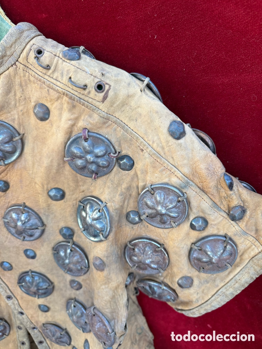 Antig&uuml;edades: Antiguo conjunto,vestimenta de guererro Romano! - Foto 15