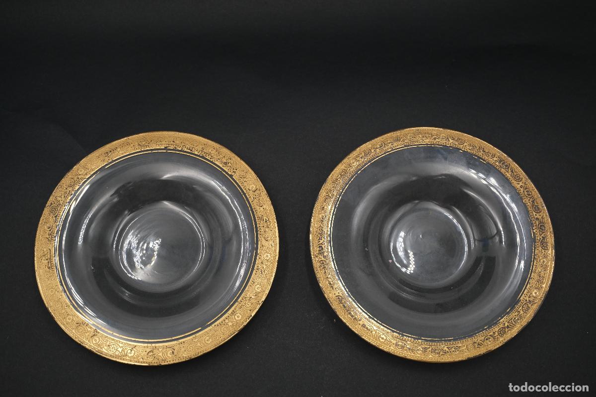 Oggetti Antichi: Pareja de Platos Antiguos de Cristal con Borde Decorado en Oro Siglo XIX