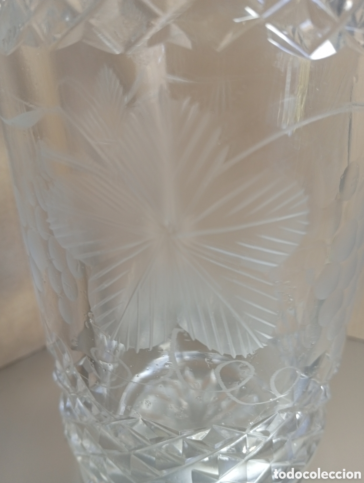 Antig&uuml;edades: Botella cristal tallado y cuello de plata - Foto 2