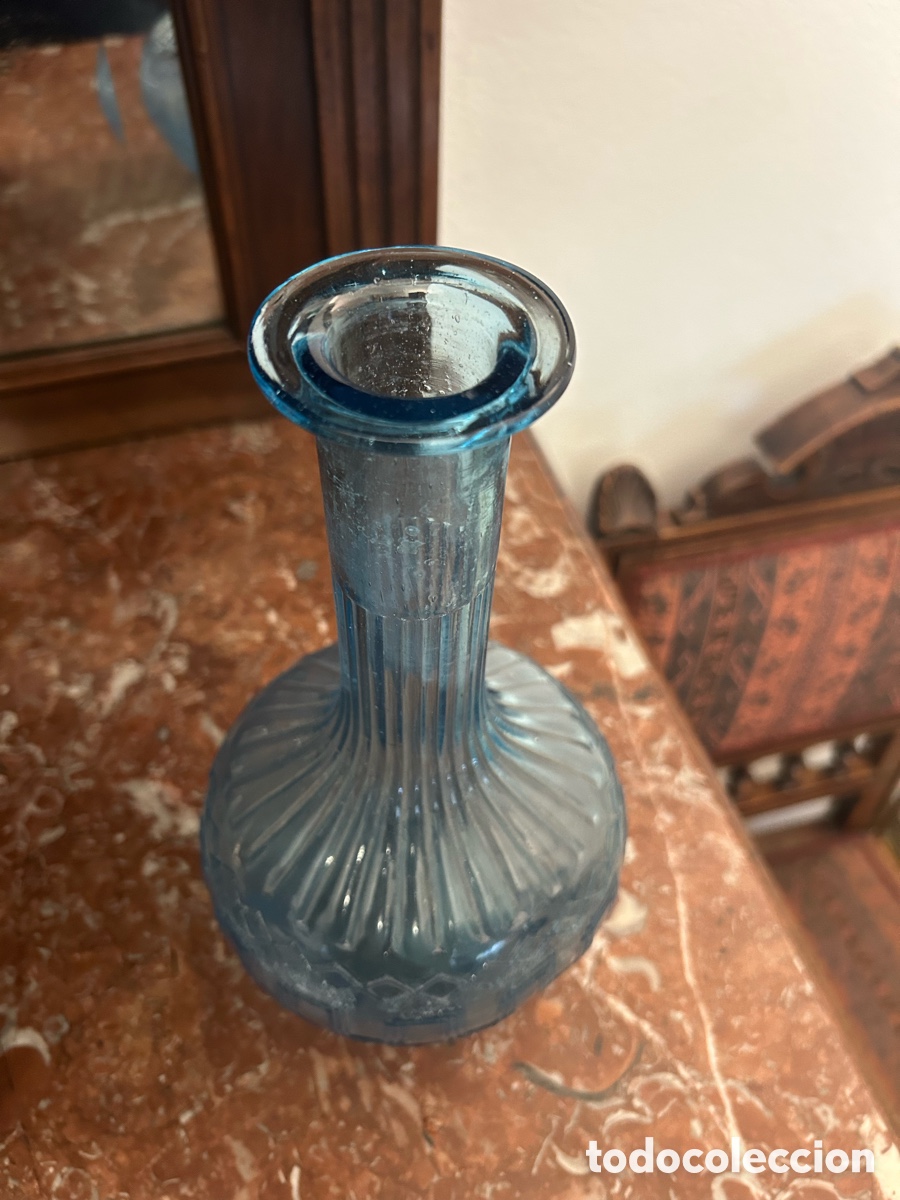 Antig&uuml;edades: Decantador de mesa azul - Foto 4