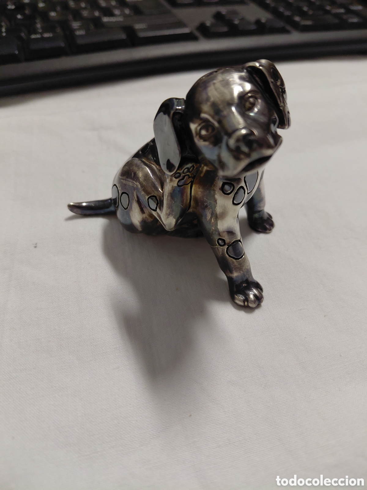Antig&uuml;edades: BONITO PERRO DALMATA FIRMADO POR PRINCIPI ARGENTI DISE&Ntilde;O EN RESINA CON UN GRUESO BA&Ntilde;O DE PLATA