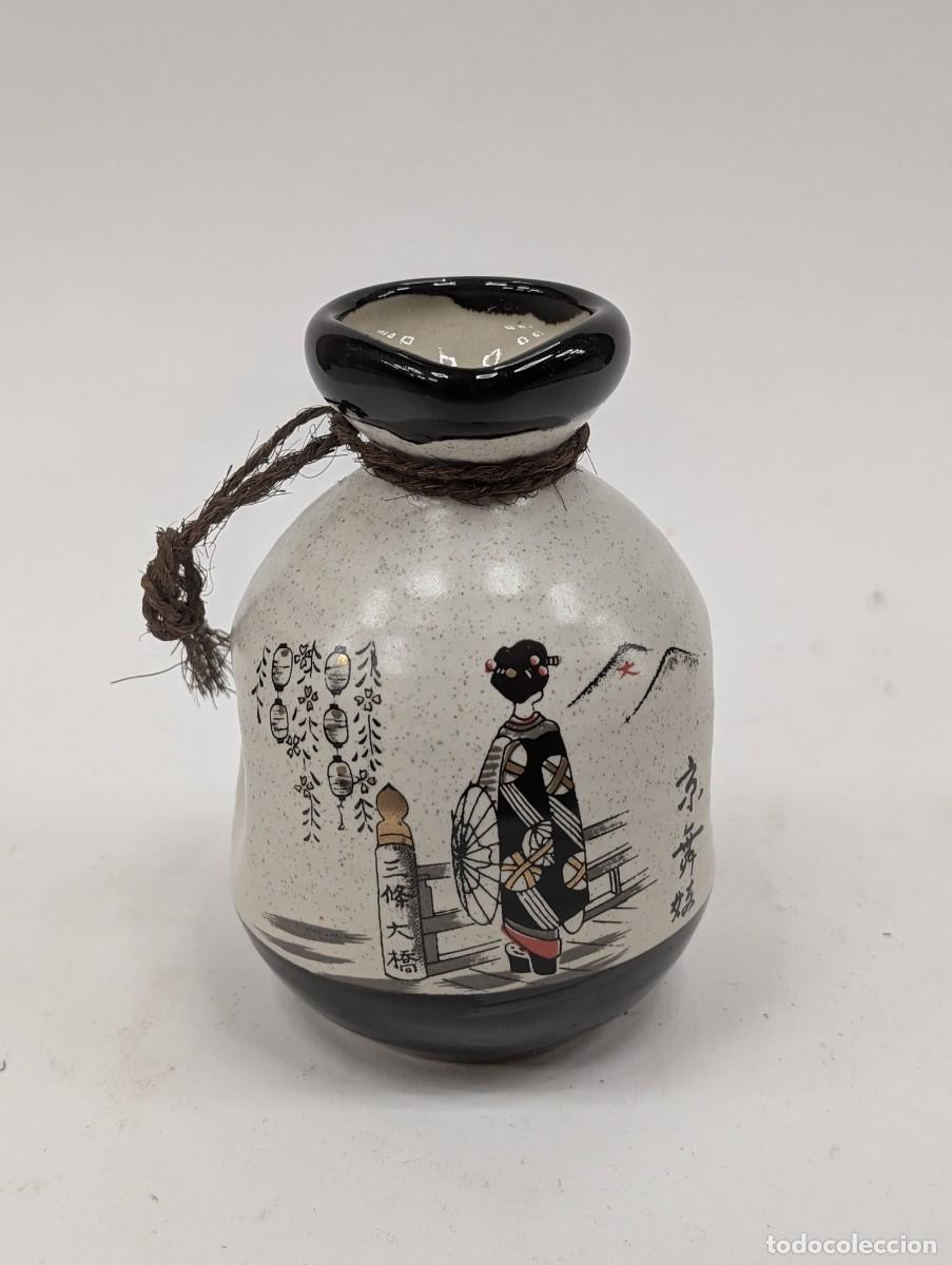 Antig&uuml;edades: JARRA DE CERMAMICA JAPONESA PARA SAKE
