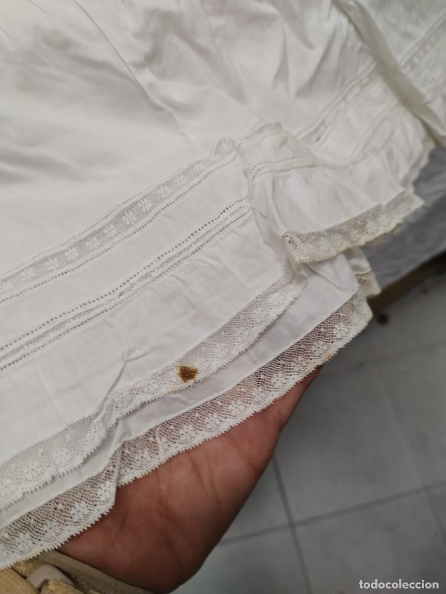 Antig&uuml;edades: Antiguo camison de mujer de color blanco. - Foto 5