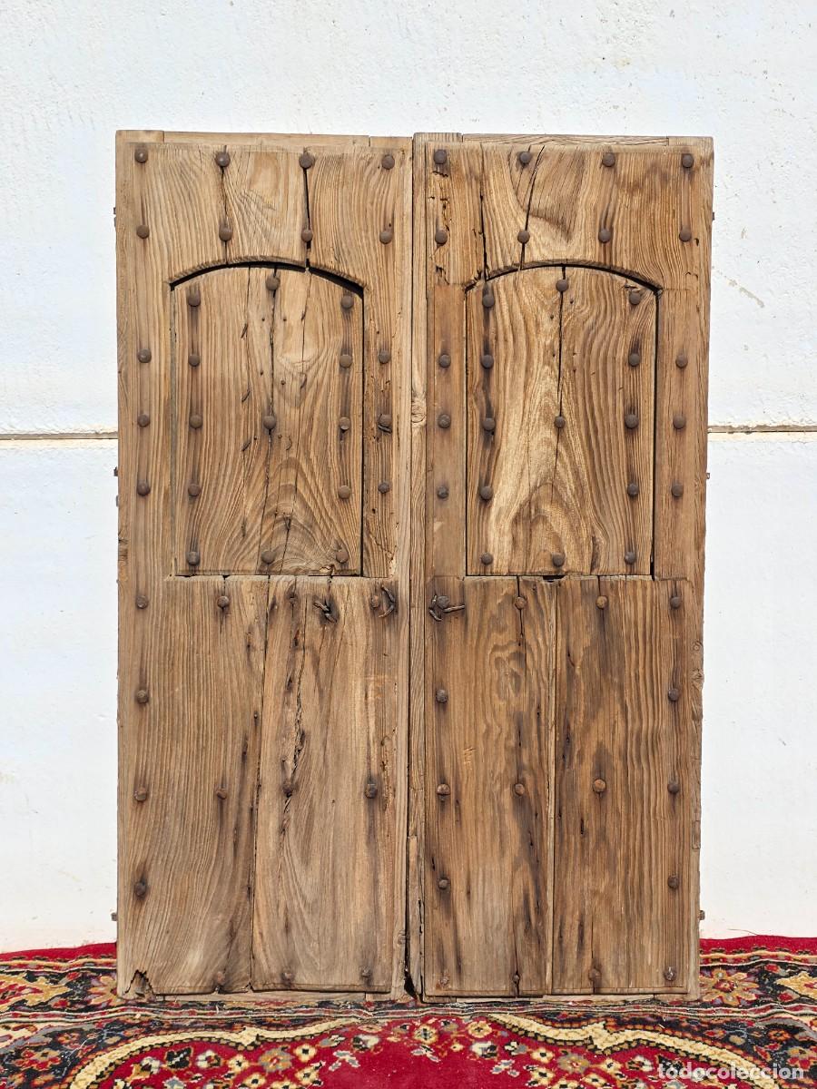 Antiques: Port&oacute;n antiguo de doble hoja