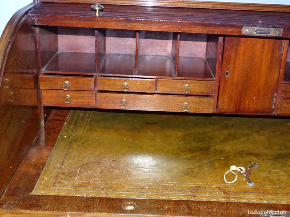 Antig&uuml;edades: ANTIGUO BUR&Oacute; CON PERSIANA EN MADERA. - Foto 3