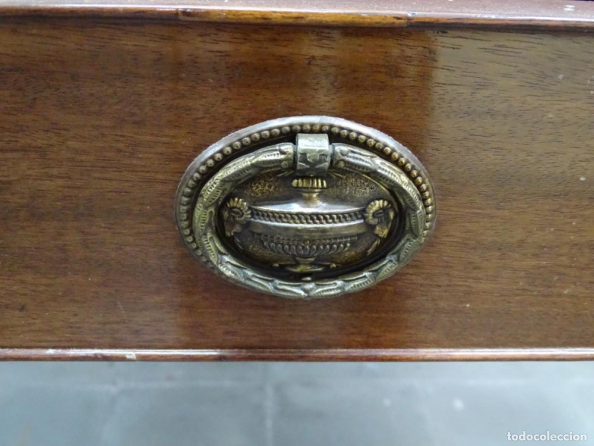 Antig&uuml;edades: ANTIGUO BUR&Oacute; CON PERSIANA EN MADERA. - Foto 6