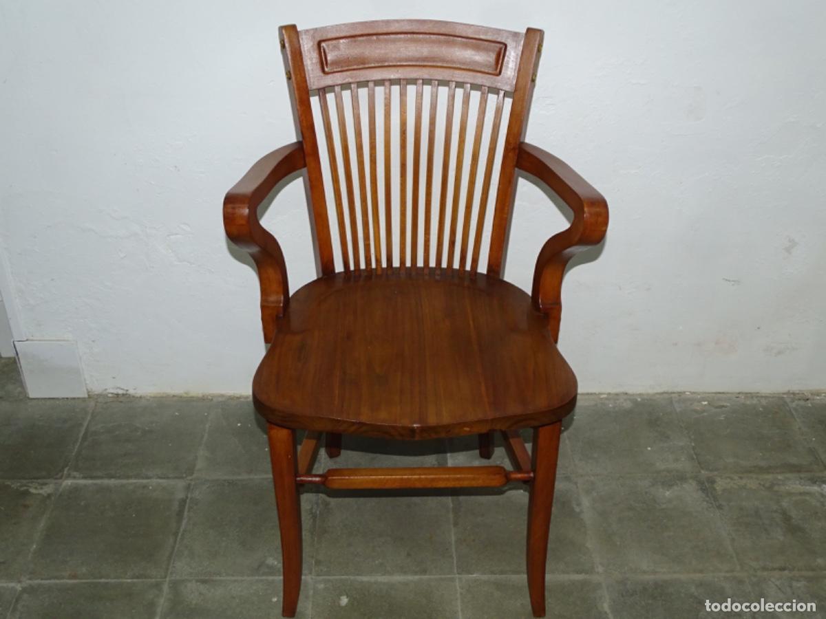 Antiquit&auml;ten: SILLA ROBLE AMERICANO DE DESPACHO RESTAURADA.