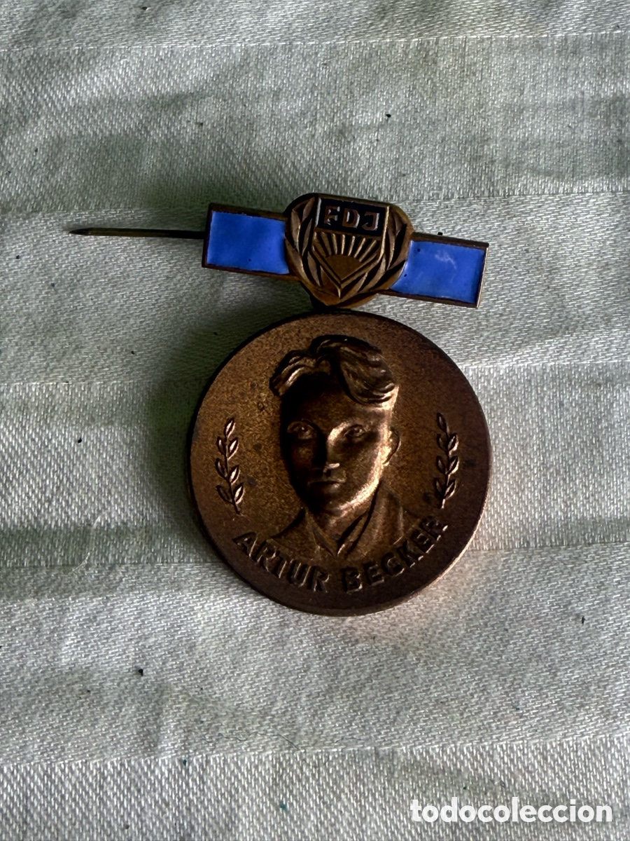 Antiquit&auml;ten: Medalla Arthur Becker FDJ &ndash; Juventud Socialista Alemania Oriental RDA &ndash; A&ntilde;os 50-80