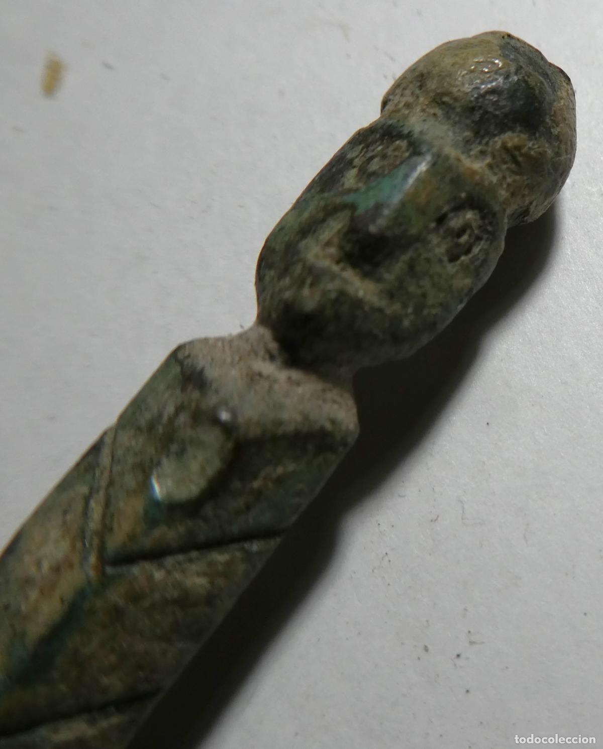 Antiguidades: Bonita Reproducci&oacute;n de un exvoto Ib&eacute;rico de Bronce, muy bien hecho mide 8,5 cm