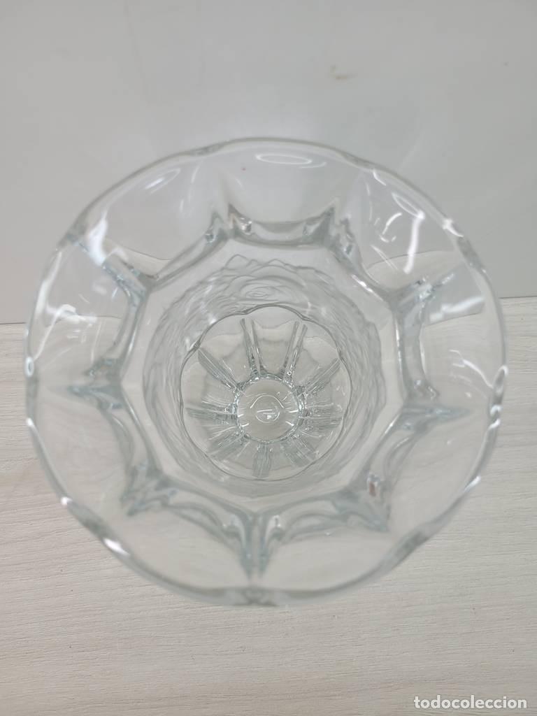 Antig&uuml;edades: FLORERO DE CRISTAL TALLADO - Foto 7