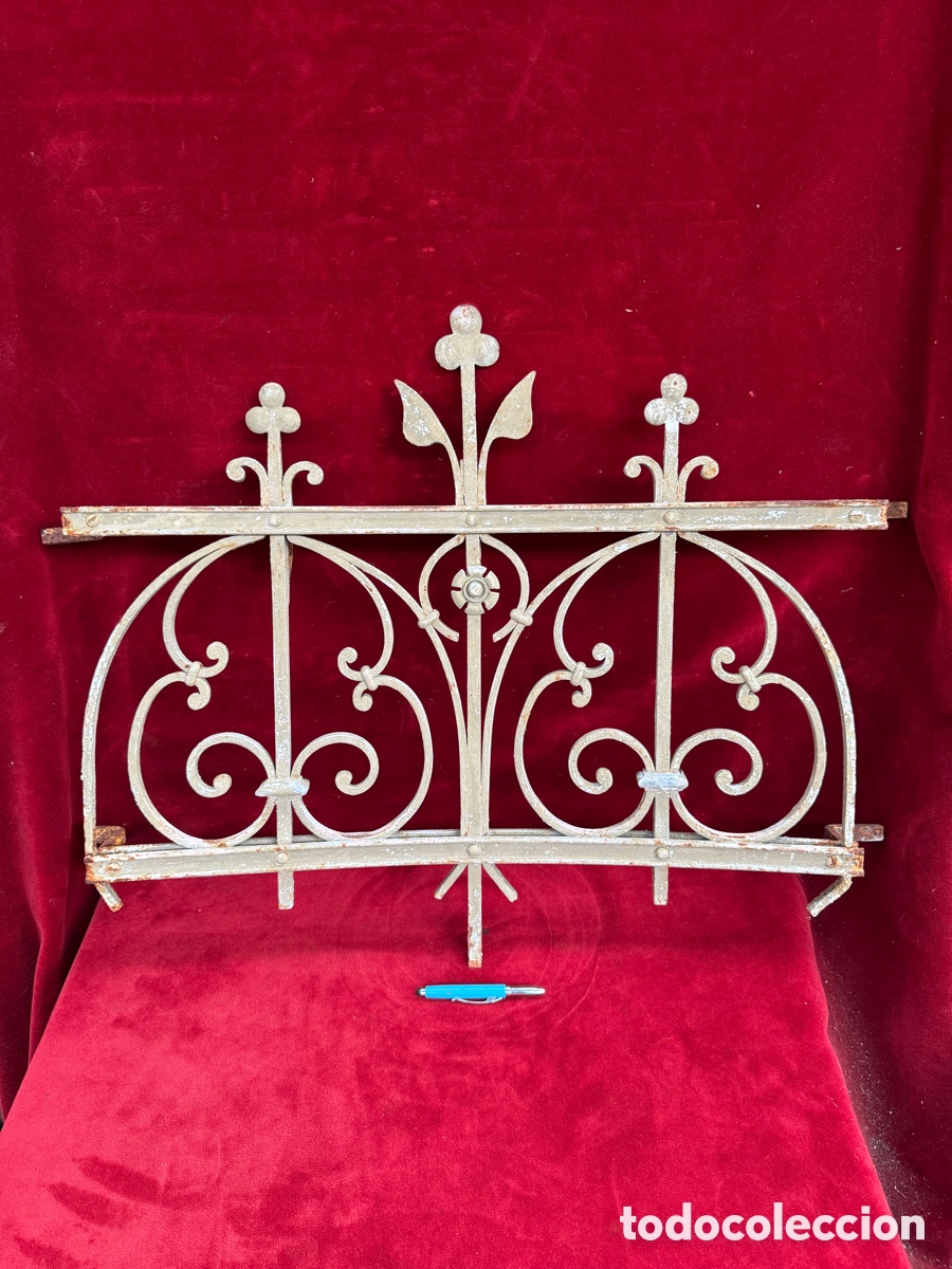 Antiquit&eacute;s: Preciosa y muy decorativa reja antigua de forja!