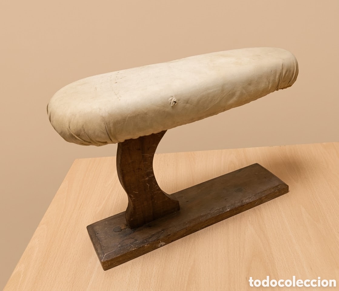 Antiguidades: Manguero / Tabla de planchar mangas vintage de madera (Sastrer&iacute;a/Atrezzo)