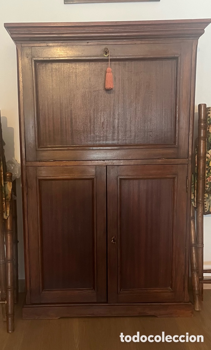 Antig&uuml;edades: Bur&oacute; vertical color caoba - Foto 2