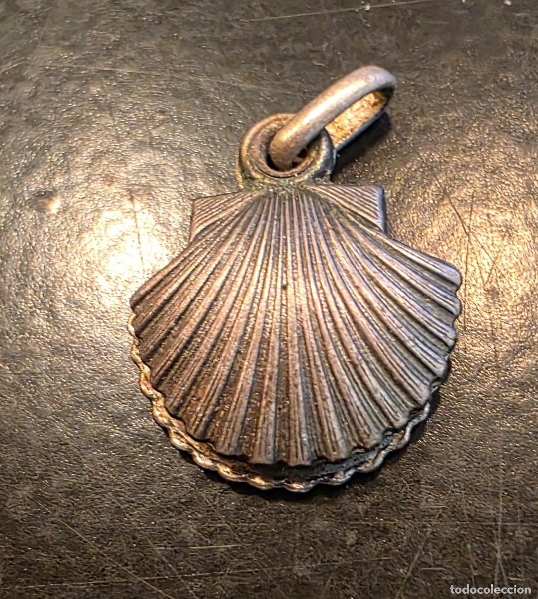Antig&uuml;edades: Antigua Medalla Catedral de Santiago de Compostela &ndash; Concha del Peregrino