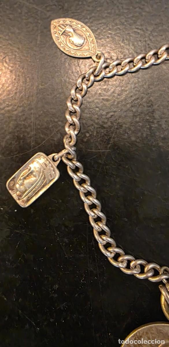 Antig&uuml;edades: Pulsera Religiosa Vintage de Eslabones con Medallas del Sagrado Coraz&oacute;n de Jes&uacute;s y la Virgen &ndash; 6 cm